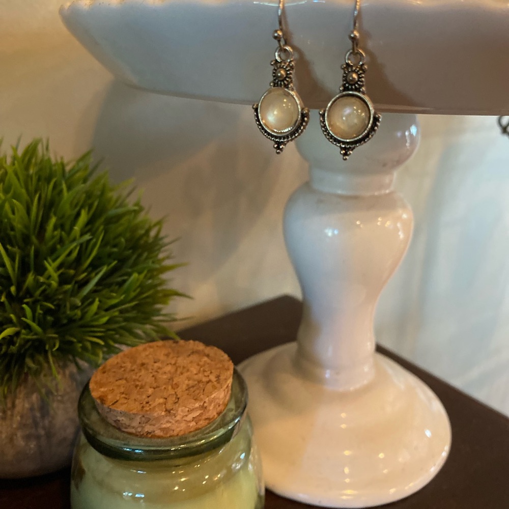 Boho dangle earrings - Picture 2 of 3